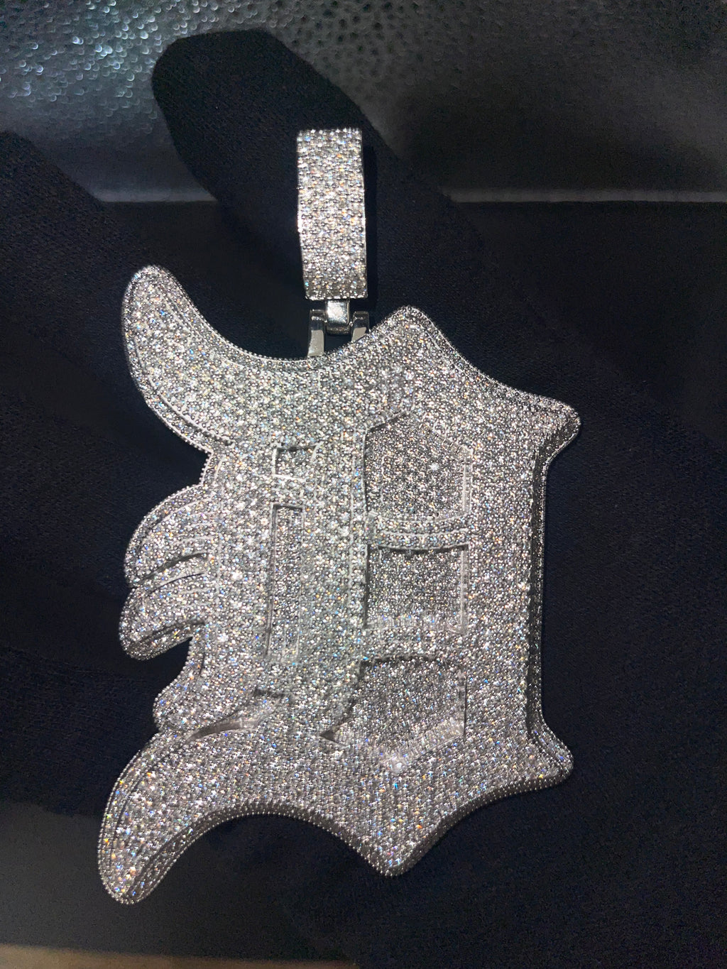 Detroit tigers pendant 3.5