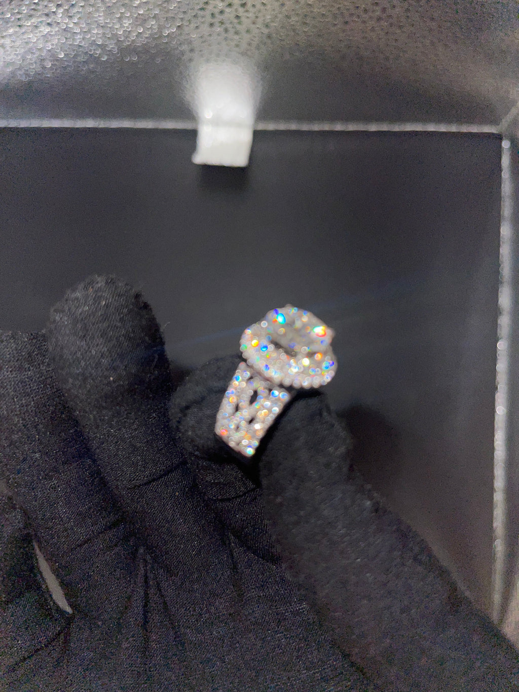 3.5 center stone diamond ring