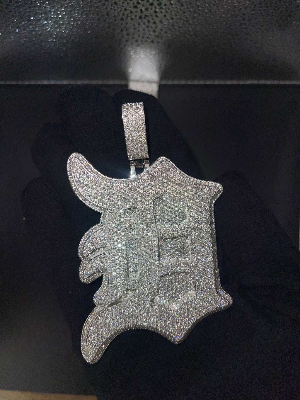 Detroit tigers pendant 3.5