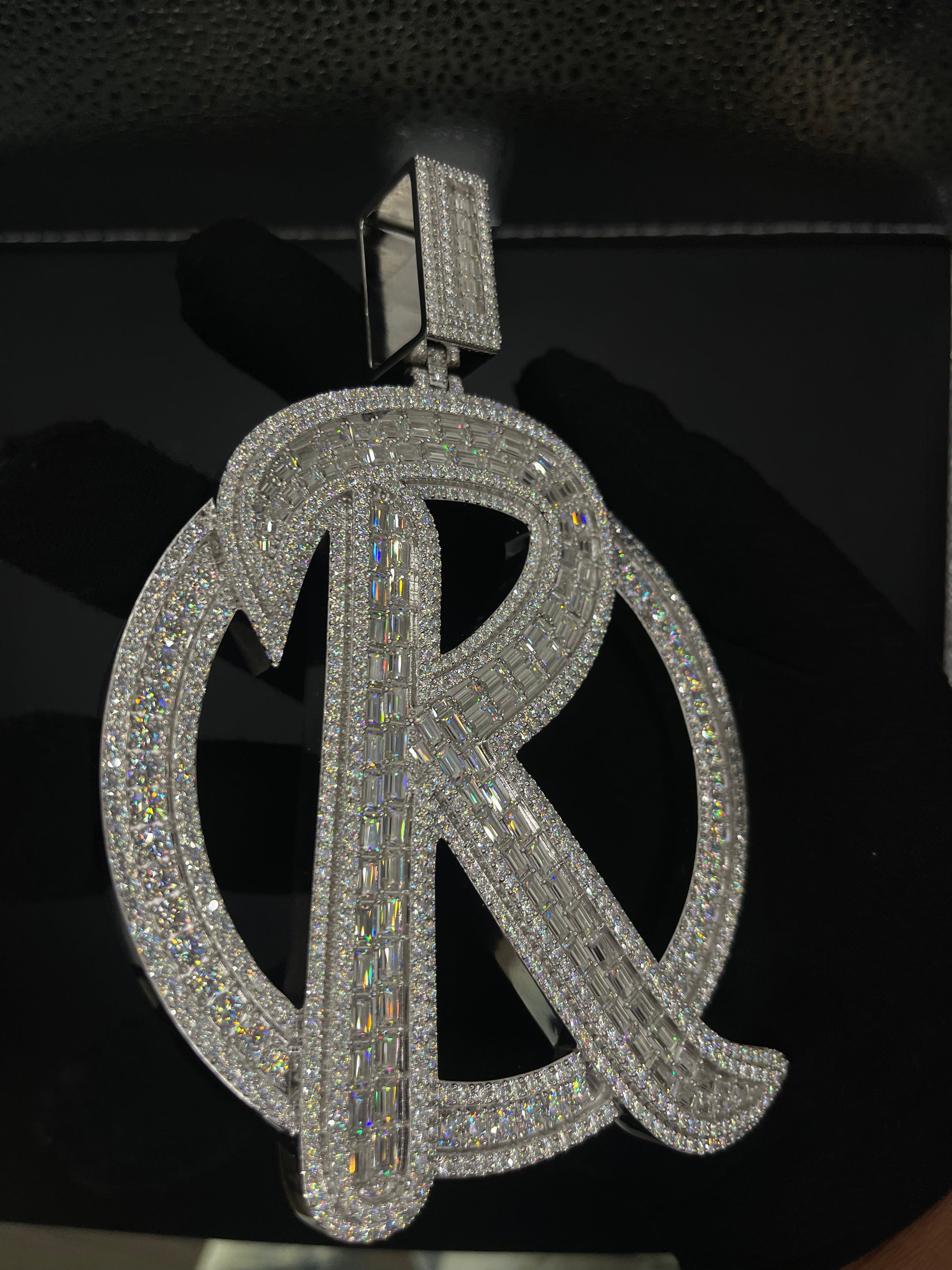 Silver Pendant R R pendant – My Store