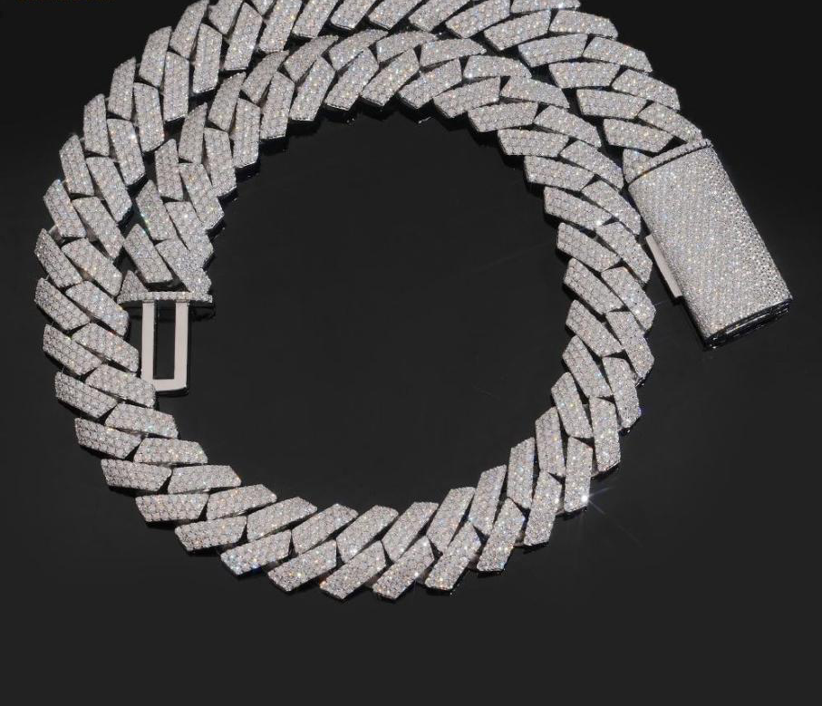 18mm Iced Miami Cuban Link Chain