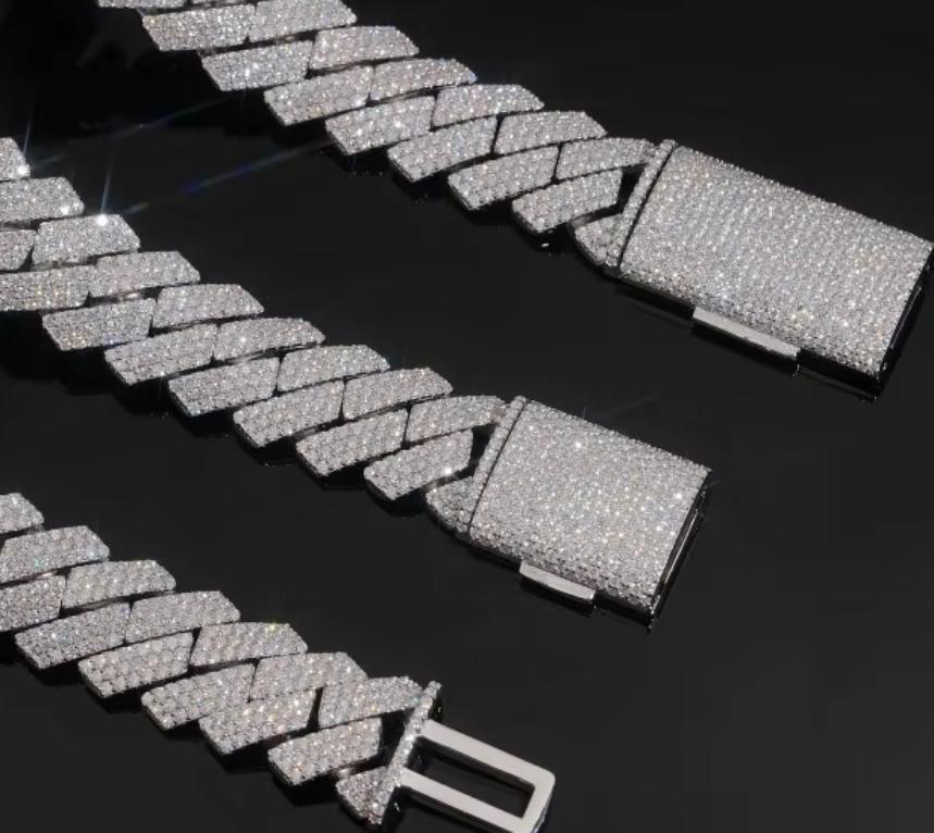 18mm Iced Miami Cuban Link Chain