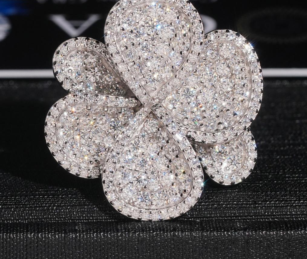 Pave Flower Ring