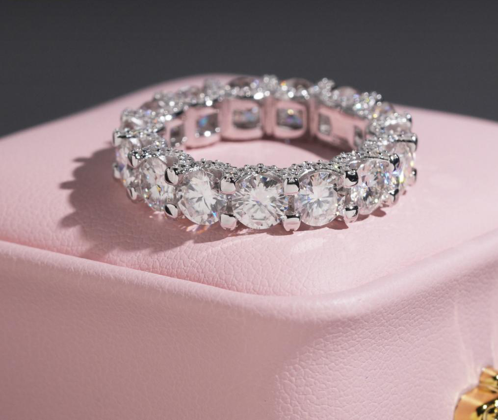 Cluster Eternity Band
