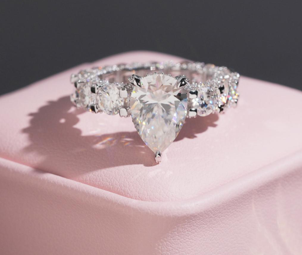 Pear Center Cluster Ring