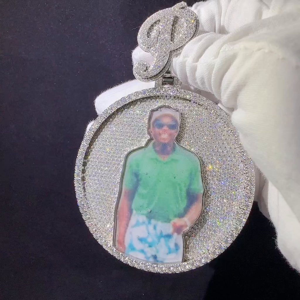 Custom photo pendant angle view